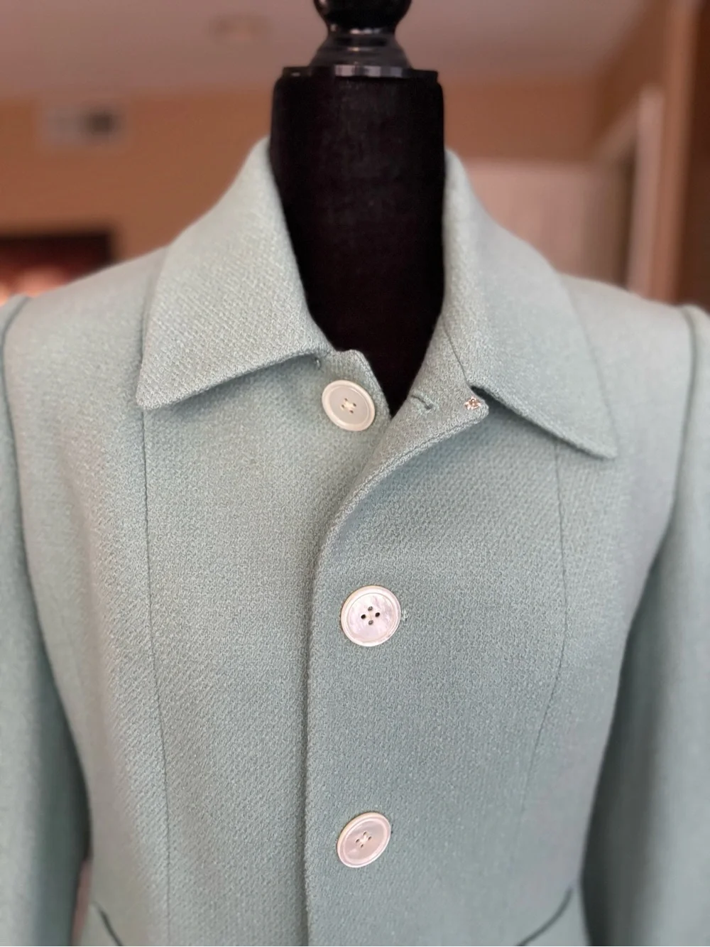 Ralph Lauren Purple Label Women's Mint Tailored Button-Front Blazer Size 8 - Picture 3 of 16